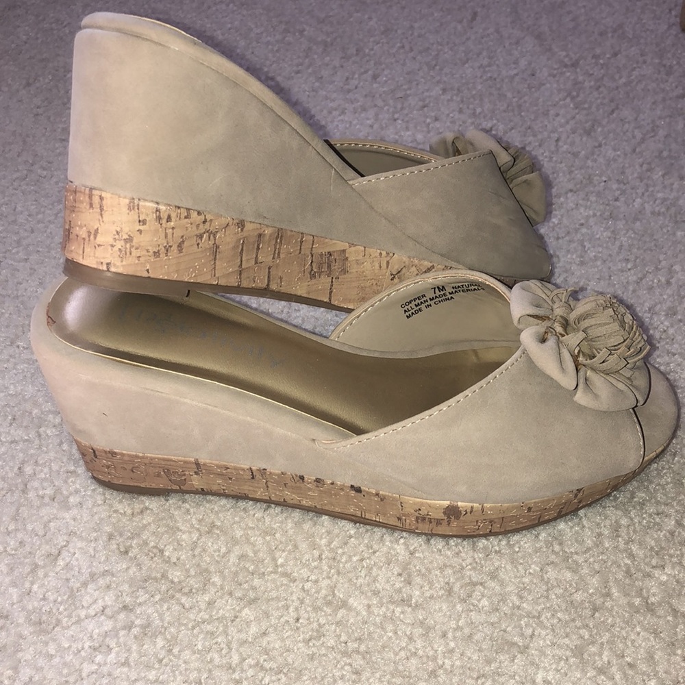 Wedges 👠 - Picture 5 of 9